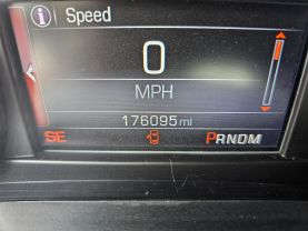 2016 GMC SIERRA 1500 CREW CAB PICKUP V8, ECOTEC3, 5.3 LITER SLT PICKUP 4D 5 3/4 FT