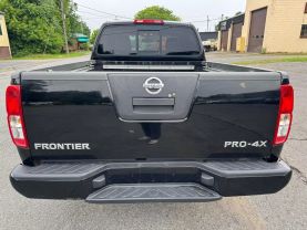 2011 NISSAN FRONTIER KING CAB PICKUP V6, 4.0 LITER PRO-4X PICKUP 2D 6 FT