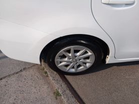 2013 TOYOTA PRIUS V