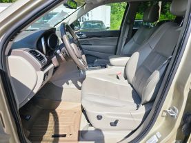2011 JEEP GRAND CHEROKEE SUV V6, FLEX FUEL, 3.6 LITER LAREDO SPORT UTILITY 4D