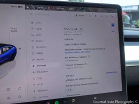 -2023 Tesla Model 3 - Image 21