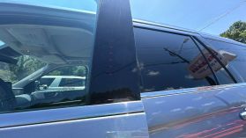 2020 Lincoln Navigator - Image 12