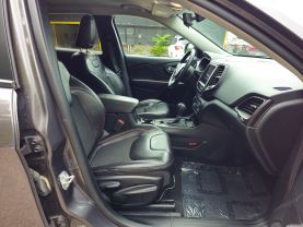 2020 JEEP CHEROKEE SUV V6, 3.2 LITER TRAILHAWK SPORT UTILITY 4D
