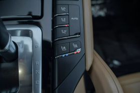 2018 PORSCHE CAYENNE SUV V6, SPRCHG, HYBRID, 3.0L S E-HYBRID SPORT UTILITY 4D