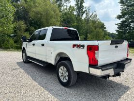 2022 FORD F250 SUPER DUTY CREW CAB PICKUP V8, 7.3 LITER XL PICKUP 4D 6 3/4 FT at T&T Repairables - used car dealership in Spencer, Indiana.