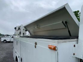 2014 RAM 5500 MECHANIC CRANE TRUCK 3,200 LBS AUTO CRANE MECHANIC CRANE TRUCK 6-CYL, TURBO DSL, 6.7L TRADESMAN REG CAB - Eddies Auto Sales