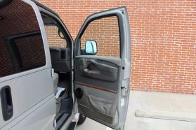 2005 CHEVROLET EXPRESS 2500 CARGO CARGO V8, 6.0 LITER VAN 3D