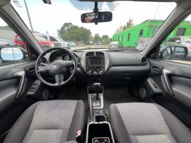 2004 TOYOTA RAV4 SUV 4-CYL, 2.4 LITER SPORT UTILITY 4D