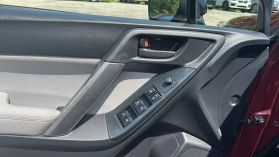 2015 Subaru Forester - Image 11