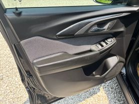 2023 CHEVROLET TRAILBLAZER SUV 3-CYL, ECOTEC, TURBO, 1.3 LITER LT SPORT UTILITY 4D at T&T Repairables - used car dealership in Spencer, Indiana.