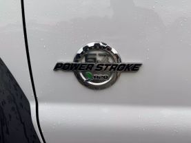 2016 FORD F550 SUPER DUTY CREW CAB & CHASSIS CAB CHASSIS V8, TURBO DSL, 6.7L 176" W.B. 4D