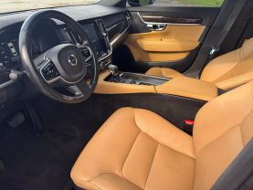 2019 VOLVO S90 SEDAN 4-CYL, DRIVE-E, TURBO, SUPERCHARGED, 2.0 LITER T6 MOMENTUM SEDAN 4D