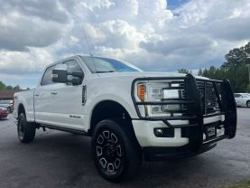 2017 Ford F250 Super Duty Crew Cab Platinum Pickup 4d 6 3/4 Ft - Image 10