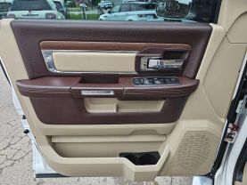 2016 RAM 1500 CREW CAB