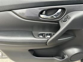 2017 Nissan Rogue S Sport Utility 4d - Image 16