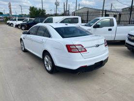2015 FORD TAURUS SEDAN V6, 3.5 LITER SE SEDAN 4D at Motors On Wheels - used car dealership in Houston, Texas.