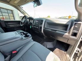 2017 RAM 1500 QUAD CAB PICKUP V8, HEMI, 5.7 LITER EXPRESS PICKUP 4D 6 1/3 FT