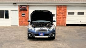 2014 Subaru Outback - Image 17
