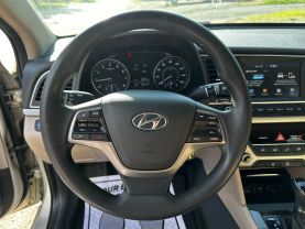 2017 HYUNDAI ELANTRA SEDAN 4-CYL, 2.0 LITER SE SEDAN 4D