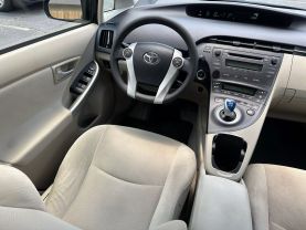 2011 TOYOTA PRIUS