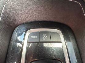 Used 2022 TOYOTA COROLLA HATCHBACK HATCHBACK 4-CYL, DYNAMIC-FORCE, 2.0 LITER SE NIGHTSHADE EDITION HATCHBACK 4D - LA Auto Star located in Virginia Beach, VA