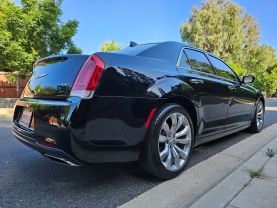 2018 CHRYSLER 300 300 LIMITED SEDAN 4D