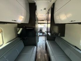 2019 REGENCY TRAVELER - - -