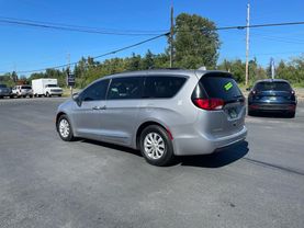 2017 CHRYSLER PACIFICA VAN V6, 3.6 LITER TOURING-L MINIVAN 4D