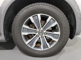 2018 Nissan Armada - - Image 9