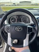 2017 TOYOTA TUNDRA CREWMAX PICKUP V8, 4.6 LITER SR5 PICKUP 4D 5 1/2 FT