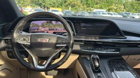 2021 Cadillac Escalade - Image 37