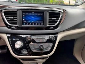 2019 CHRYSLER PACIFICA VAN V6, 3.6 LITER TOURING L MINIVAN 4D