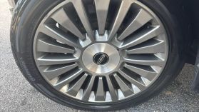 2015 Lincoln Navigator - Image 65