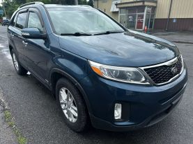 2015 KIA SORENTO SUV 4-CYL, GDI, 2.4 LITER LX SPORT UTILITY 4D