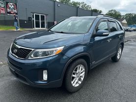 2015 KIA SORENTO SUV 4-CYL, GDI, 2.4 LITER LX SPORT UTILITY 4D