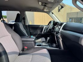 2018 TOYOTA 4RUNNER SUV V6, 4.0 LITER SR5 SPORT UTILITY 4D