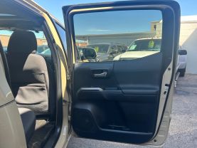 2017 TOYOTA TACOMA DOUBLE CAB PICKUP V6, 3.5 LITER TRD OFF-ROAD PICKUP 4D 6 FT
