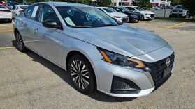 2024 Nissan Altima - Image 3