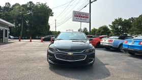 2018 Chevrolet Malibu - Image 2