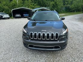 2018 JEEP CHEROKEE SUV V6, 3.2 LITER LIMITED SPORT UTILITY 4D at T&T Repairables - used car dealership in Spencer, Indiana.
