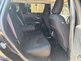 2019 JEEP CHEROKEE SUV 4-CYL, ZERO EVAP, 2.4 LITER LATITUDE SPORT UTILITY 4D