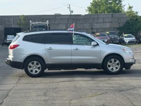 2011 CHEVROLET TRAVERSE SUV V6, 3.6 LITER LT SPORT UTILITY 4D