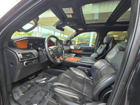 2019 Lincoln Navigatorreserve Sport Utility 4d - Image 9