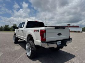 2019 FORD F250 SUPER DUTY CREW CAB PICKUP V8, TURBO DIESEL, 6.7 LITER LARIAT PICKUP 4D 6 3/4 FT