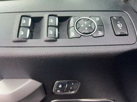 2017 Ford F250 Super Duty Crew Cab Platinum Pickup 4d 6 3/4 Ft - Image 14