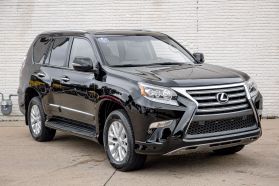 2017 LEXUS GX SUV V8, 4.6 LITER GX 460 SPORT UTILITY 4D