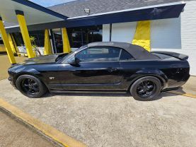 2005 FORD MUSTANG CONVERTIBLE V8, 4.6 LITER GT PREMIUM CONVERTIBLE 2D