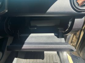 2017 TOYOTA TACOMA DOUBLE CAB PICKUP V6, 3.5 LITER TRD OFF-ROAD PICKUP 4D 6 FT