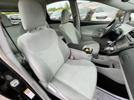 2012 TOYOTA PRIUS V
