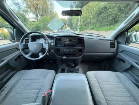 2006 DODGE RAM 1500 QUAD CAB ST PICKUP 4D 6 1/4 FT